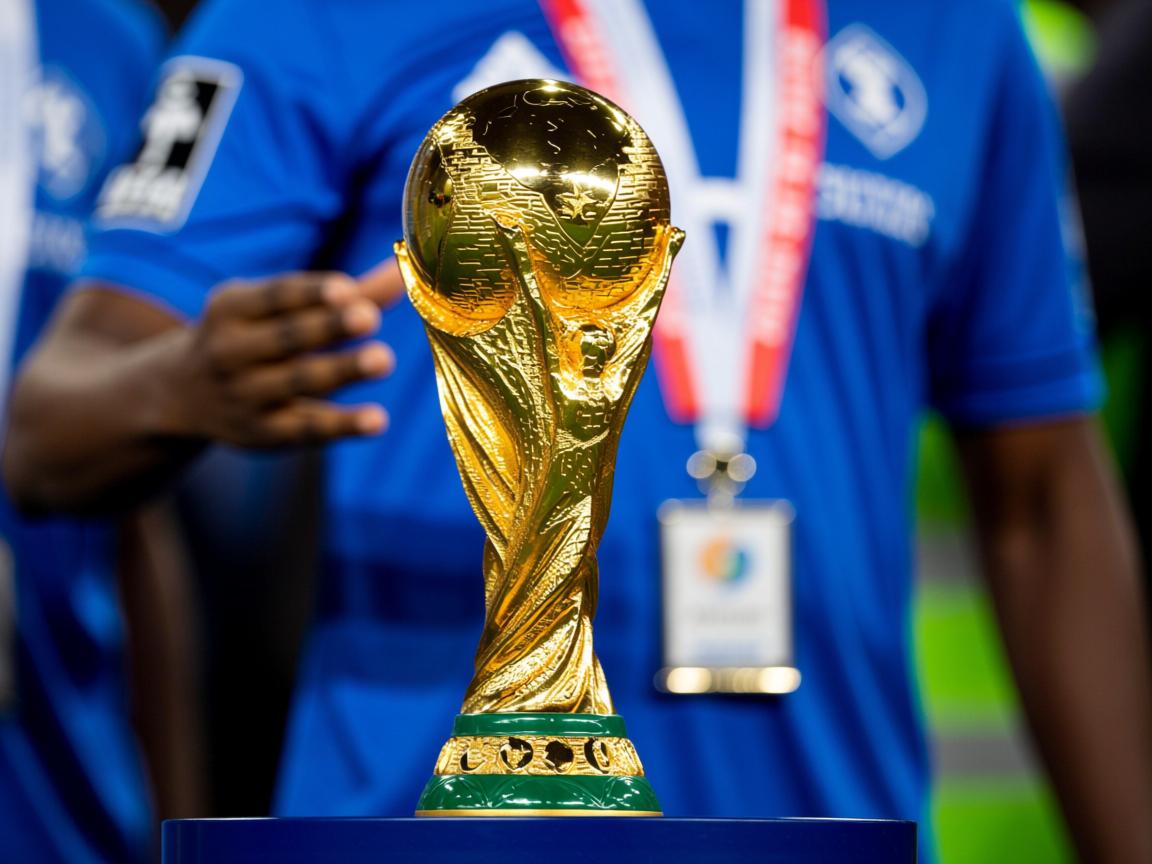 爱游戏-中国男篮回顾比赛录像 查找攻防不足点，中国男篮篮球录像  第2张